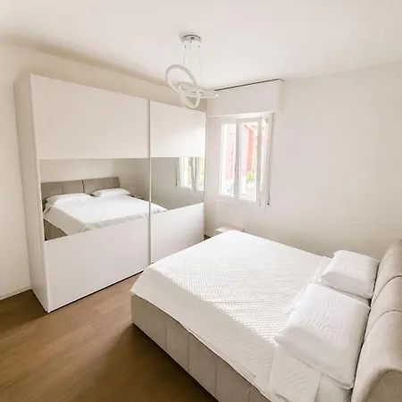 Bed & Breakfast Royal Yahweh Modena